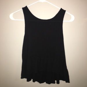 Simple black LA hearts top